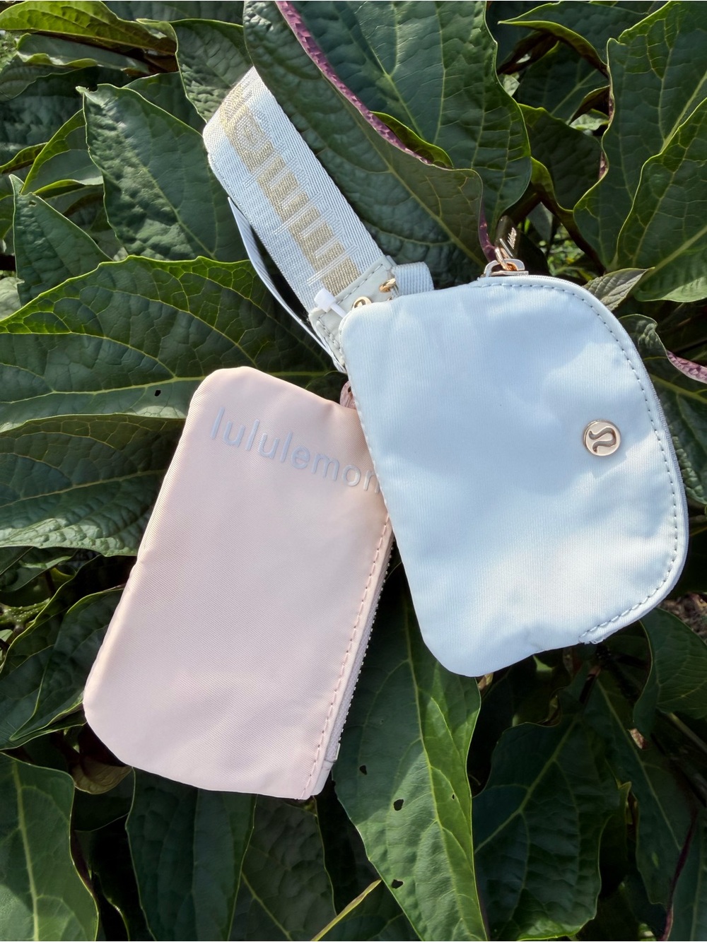 LULULEMON athletica Dual Pouch Wristlet